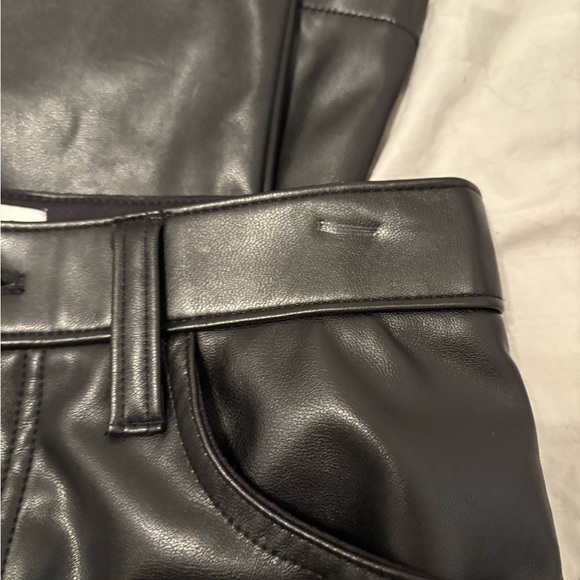 Abercrombie & Fitch vegan 90’s relaxed fit jeans 0/25 - Picture 9 of 9